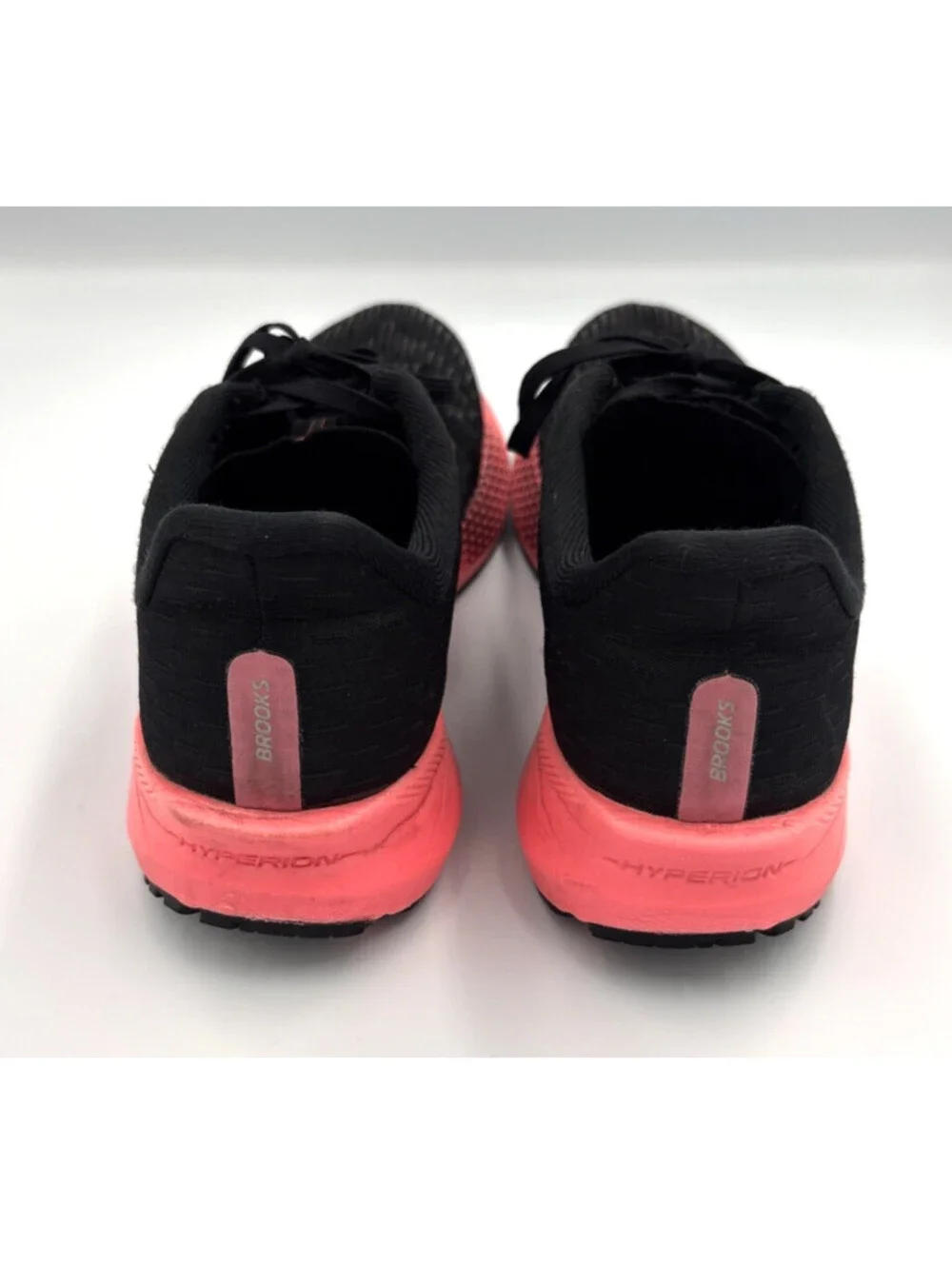Brooks Hyperion Tempo Running Shoes Women's Size 7 Black Pink Trainers